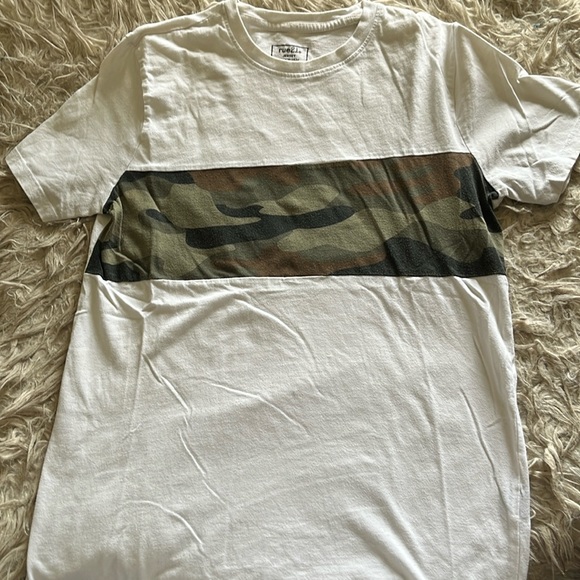 Rue 21 shirt - Picture 1 of 2